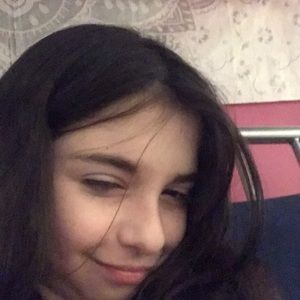 Meet your Posher, Claire